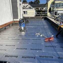 AIS Schlueter Dachdeckerei Dachisolierung Aussenansicht